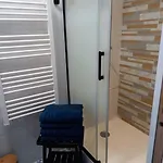 Prázdninový dům Maison 100m De La Les Pieds Dans L'eau